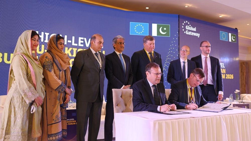 EIB commits €160M for housing, water improvements in Pakistan 